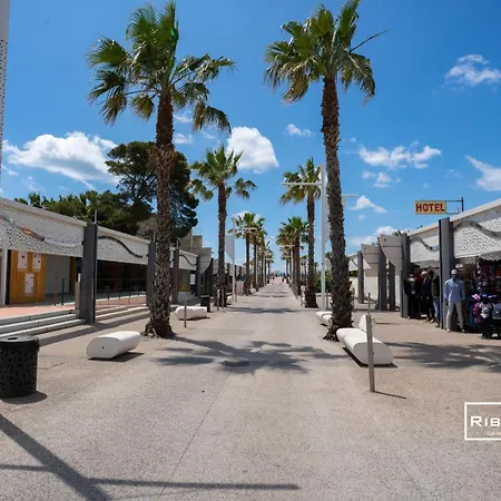 Riboleys Plain-pied Avec Piscine Et Clim