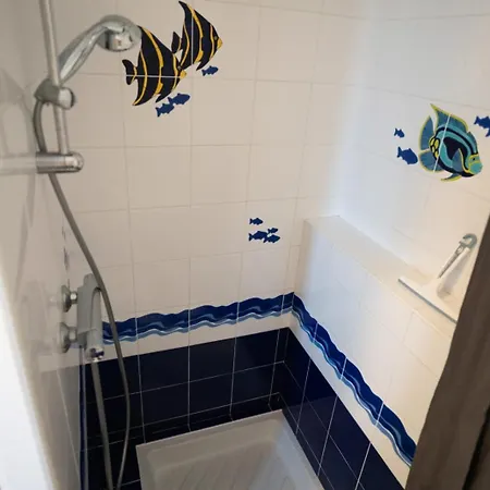 T4 Climatisee Avec Piscine Privee Villa *