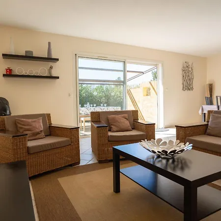Villa T4 Climatisee Avec Piscine Privee