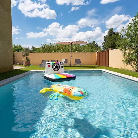 T4 Climatisee Avec Piscine Privee Villa *